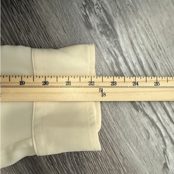 Lauren Ralph Lauren Women’s 2X Cream Split Neck Long Sleeve Blouse Classic - Picture 9 of 10